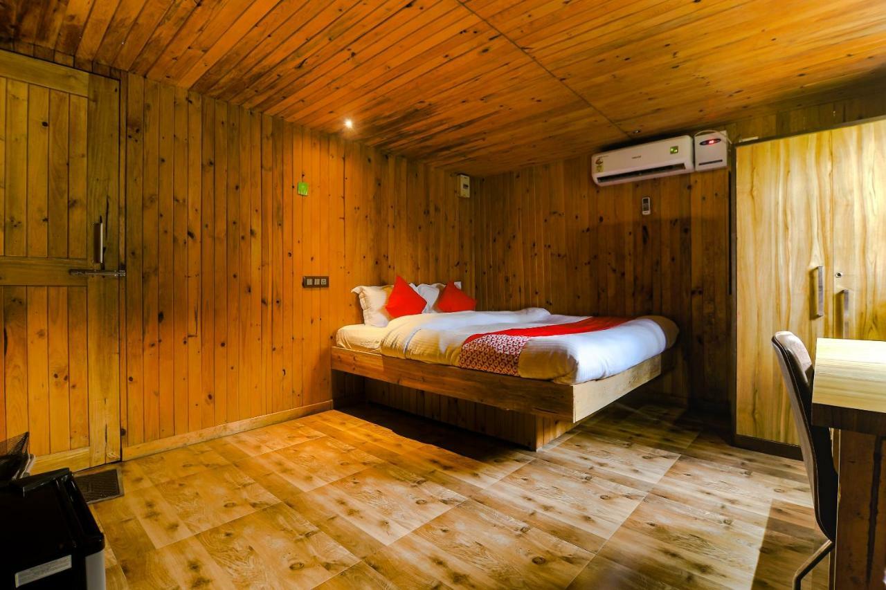 โอโย 36006 อีสเทิร์น รีทรีต Hotel Nunmati ภายนอก รูปภาพ